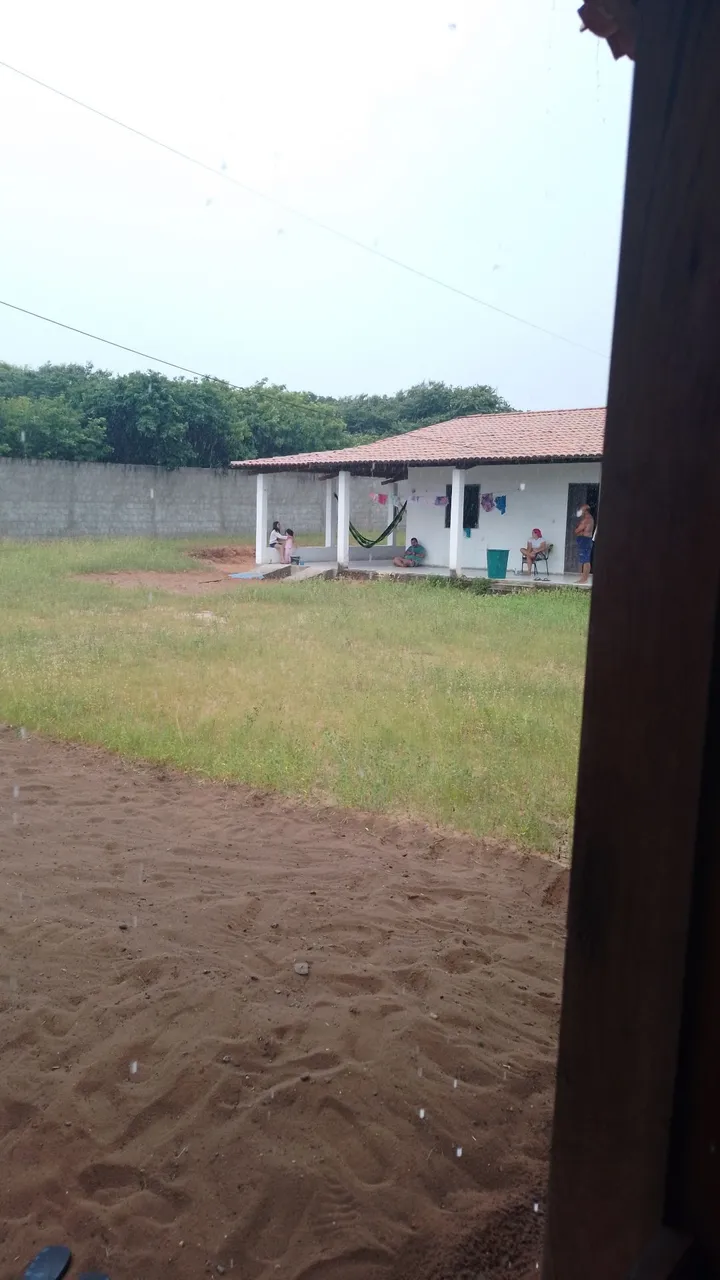 Linda casa de frente pra praia  da capanga e águas  belas