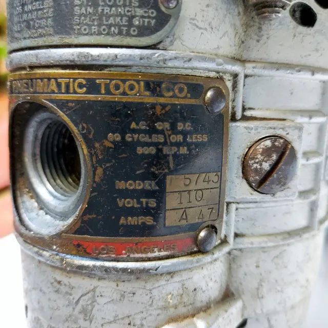 Furadeira Antiga Thor 5743 Fabricada Nos Estados Unidos - década de 1950 - (Usada) - Foto 3