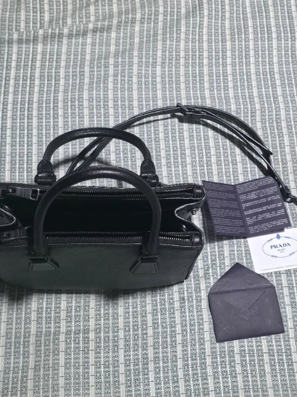 Bolsa Prada Galleria couro safianno black - Foto 2