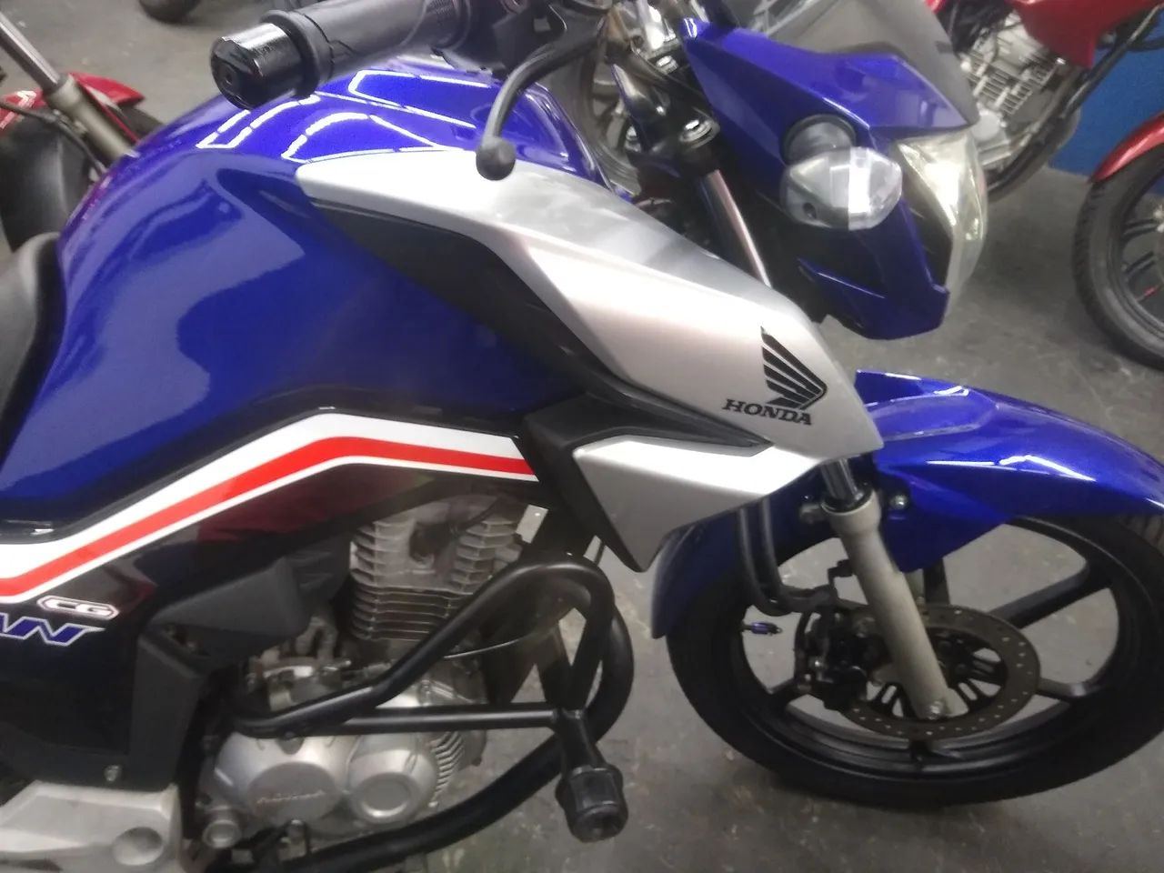 TITAN 160 ANO 2019 LINDA MOTO 18 X $ 750, (CARTÃO) ENTRADA $ 5.500 - Foto 3