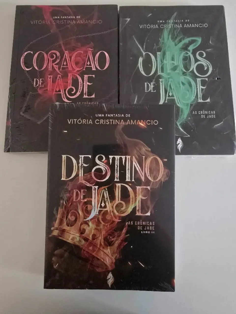 Trilogia As Crônicas de Jade, de Vitoria Cristina Amancio