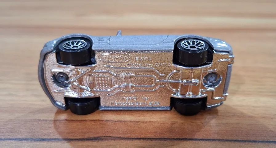Matchbox Mercedes Benz SL55 - Buried Treasure Series 2005 ( Loose