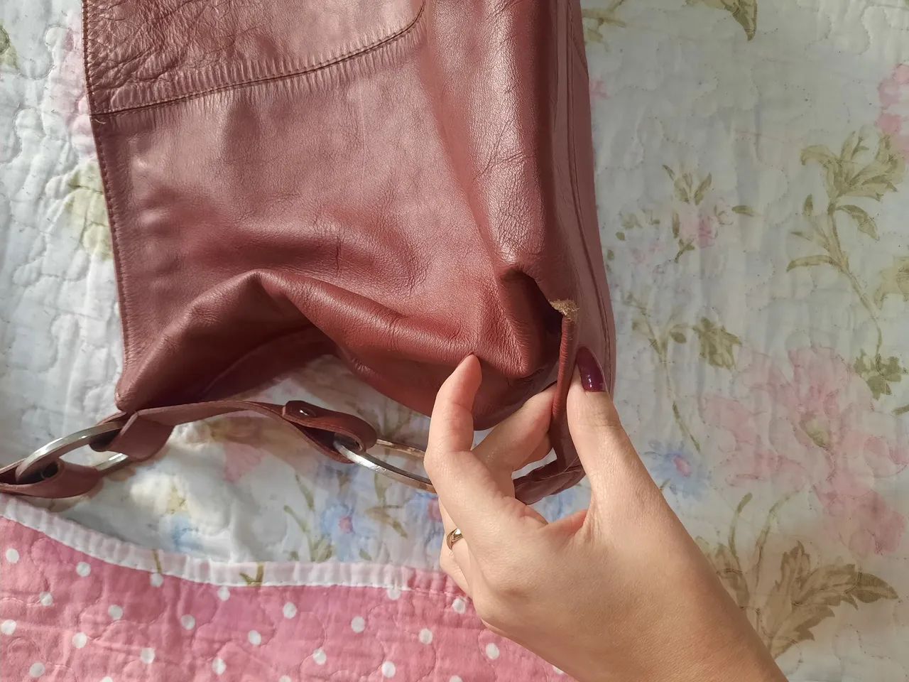 Bolsa de couro legítimo cor vinho - Foto 3