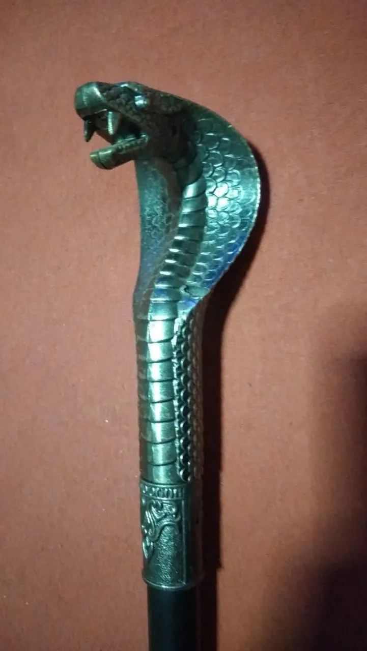 Bengala com faca para decoração  - Foto 2
