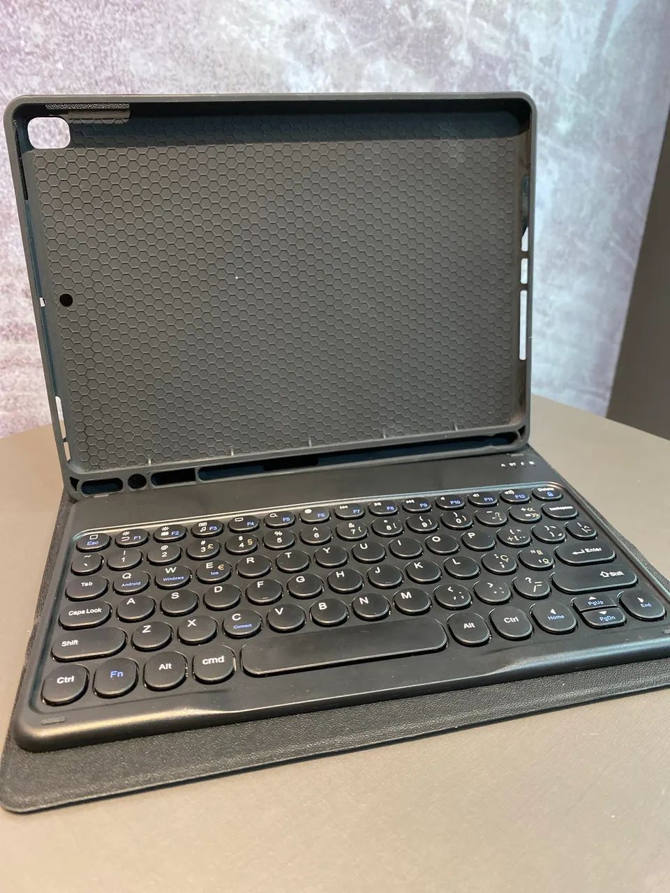 Capa para IPad 10 com teclado  - Foto 2