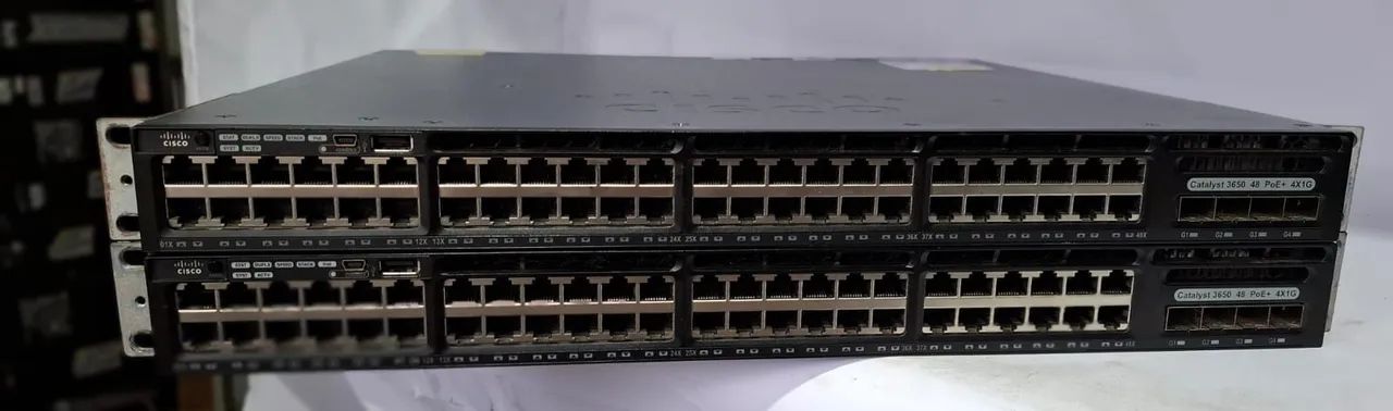 Switch Cisco Catalyst 3650 48Portas Gigabit PoE+ 4x1G 