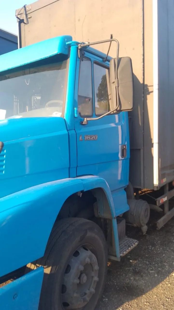 Mercedes-Benz L 1620 - 2004 - Motor Novo - Baú Sider 11 m - Pronto para Rodar - Foto 8