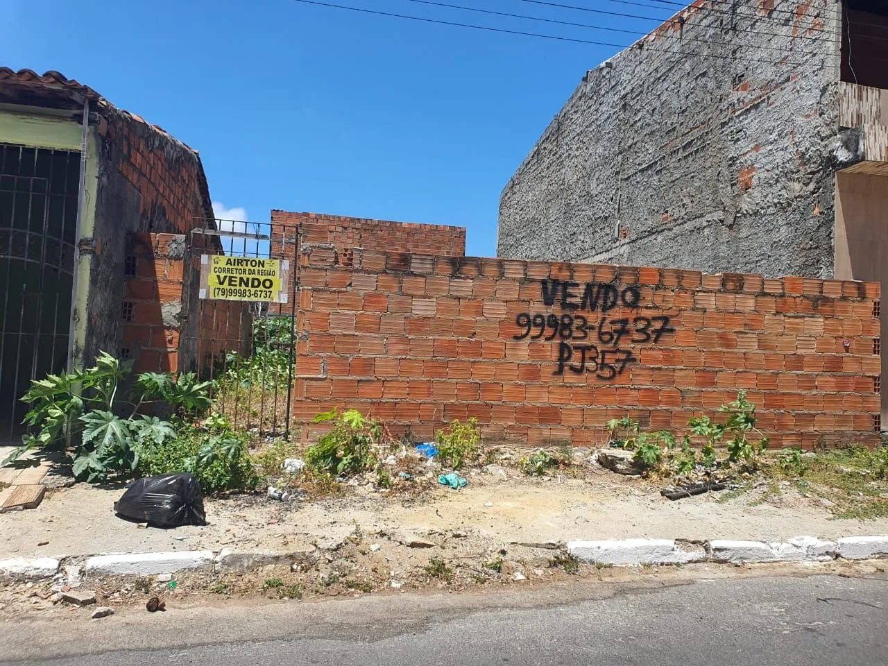 Vendo Terreno na Barra dos Coqueiros bem localizado