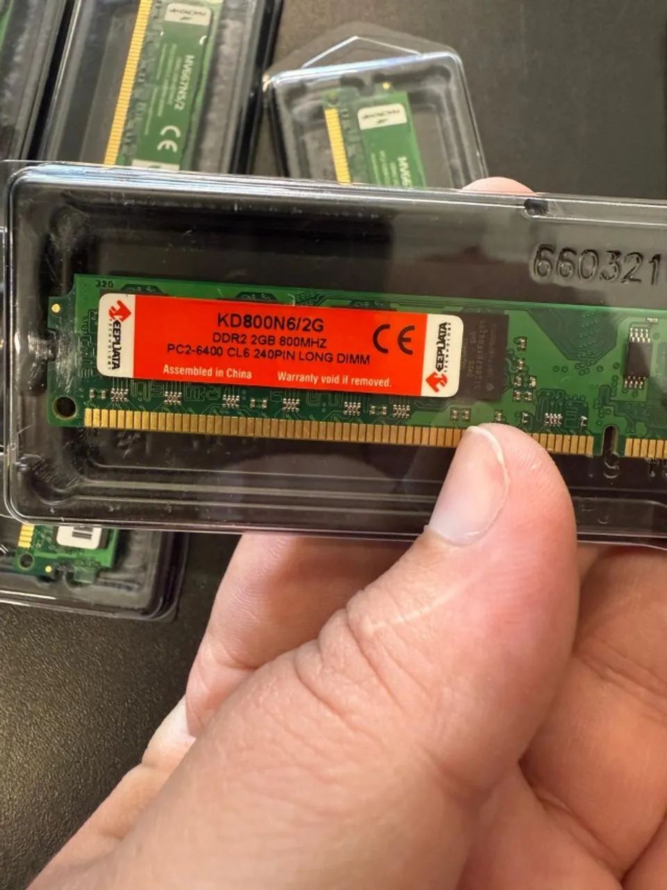 2GB DDR2 RAM Memory, 8 Units Total64739357897089121