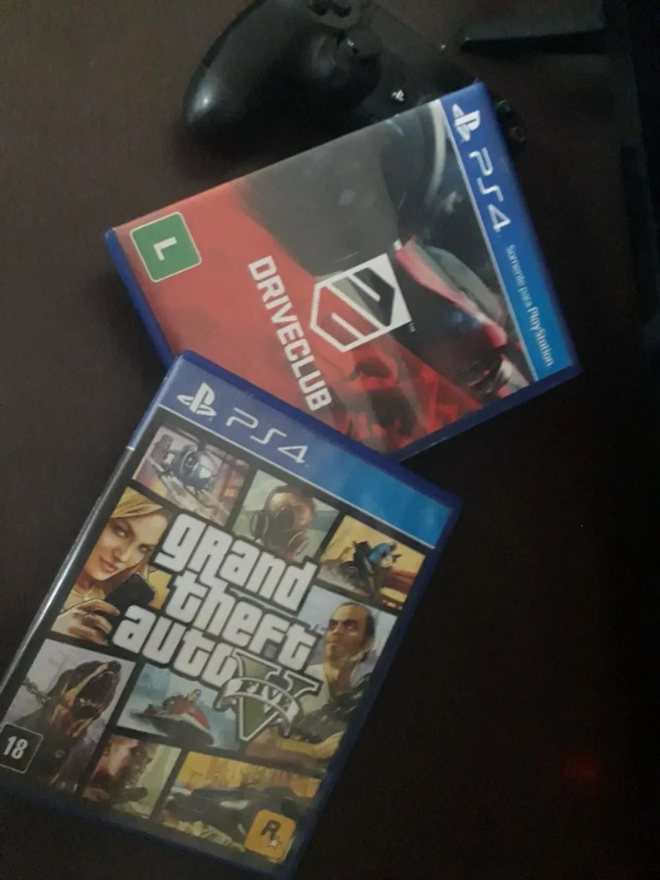 PlayStation 4 com um controle e três jogos - Foto 5