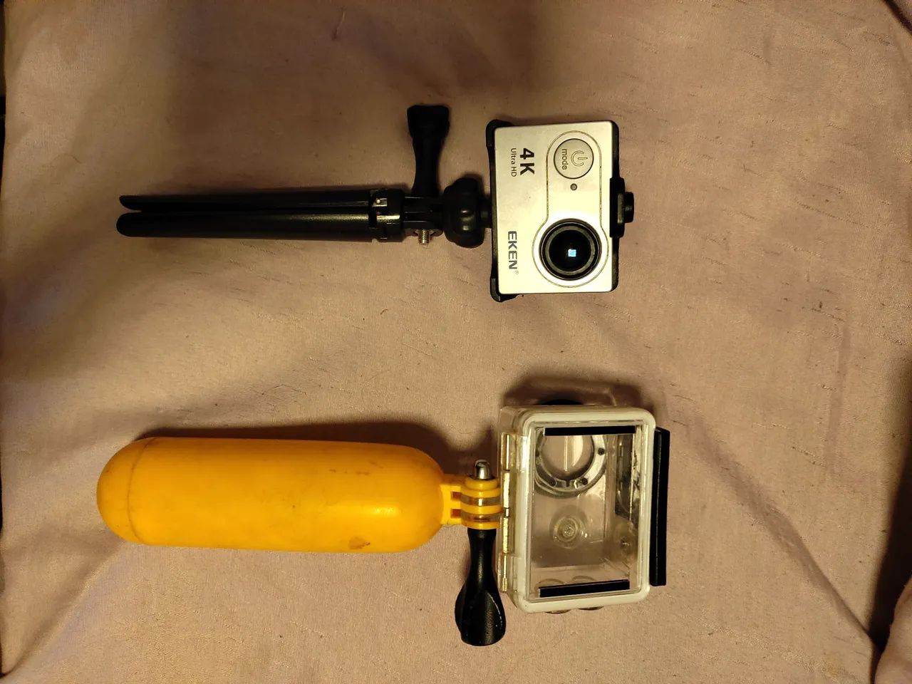 Câmera de Ação EKEN 4K com Acessórios