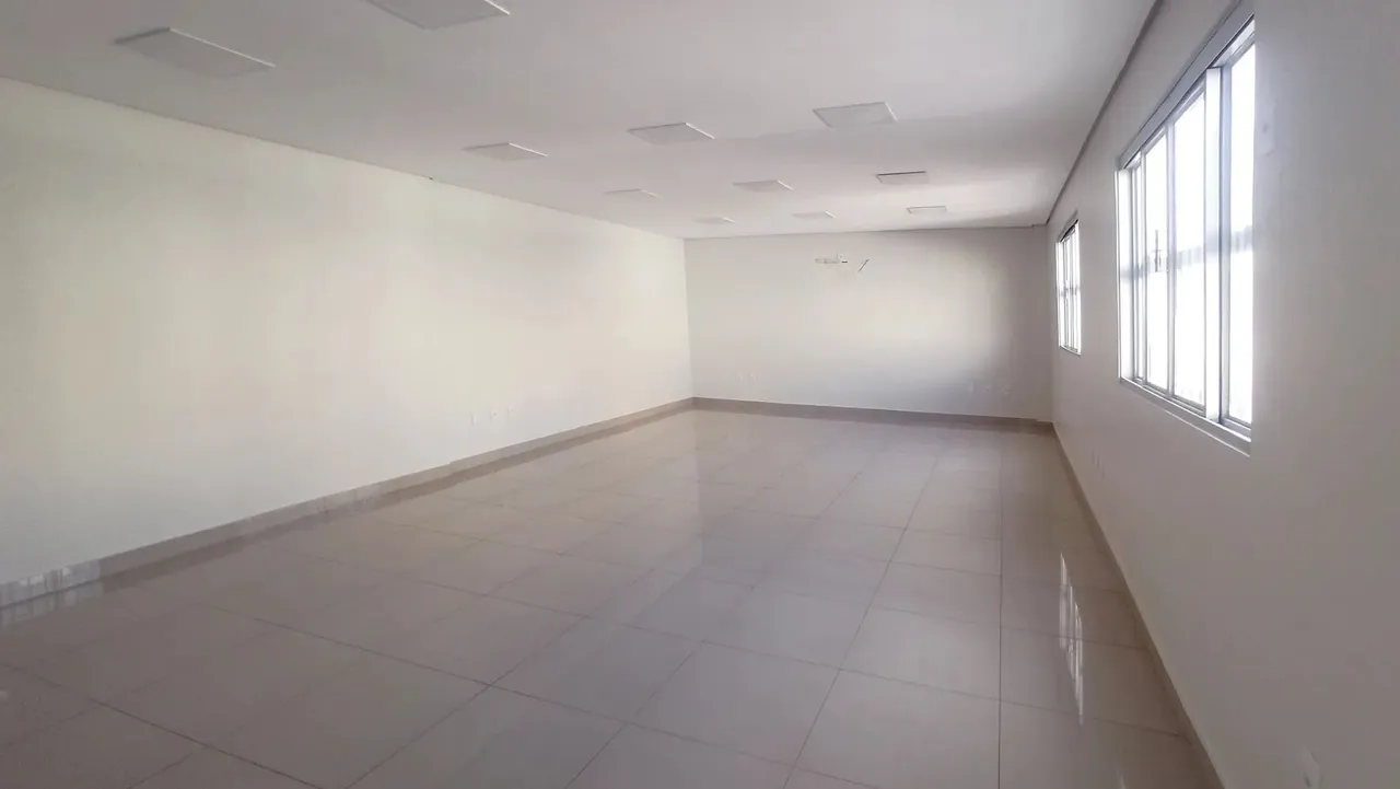 Sala comercial com 60 metros quadrados em Centro - Campo Grande - MS