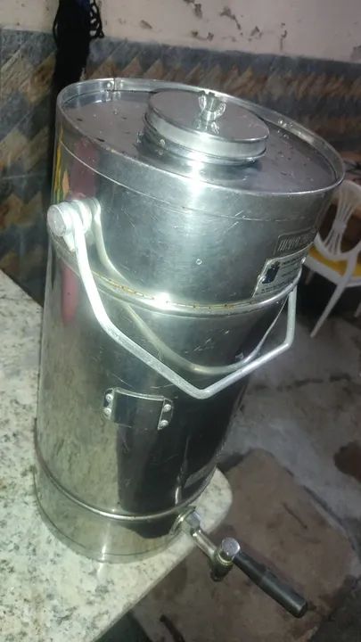 Garrafa térmica INOX 10litros quente ou gelado"LEIA" - Foto 6