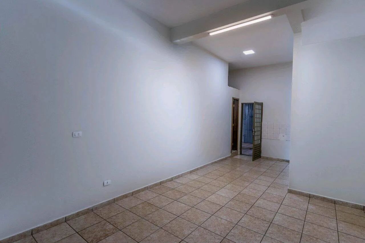 EXCELENTE SALA COMERCIAL DE 40 M² PARA ALUGAR NO JARDIM AMÉRICA. - Foto 2
