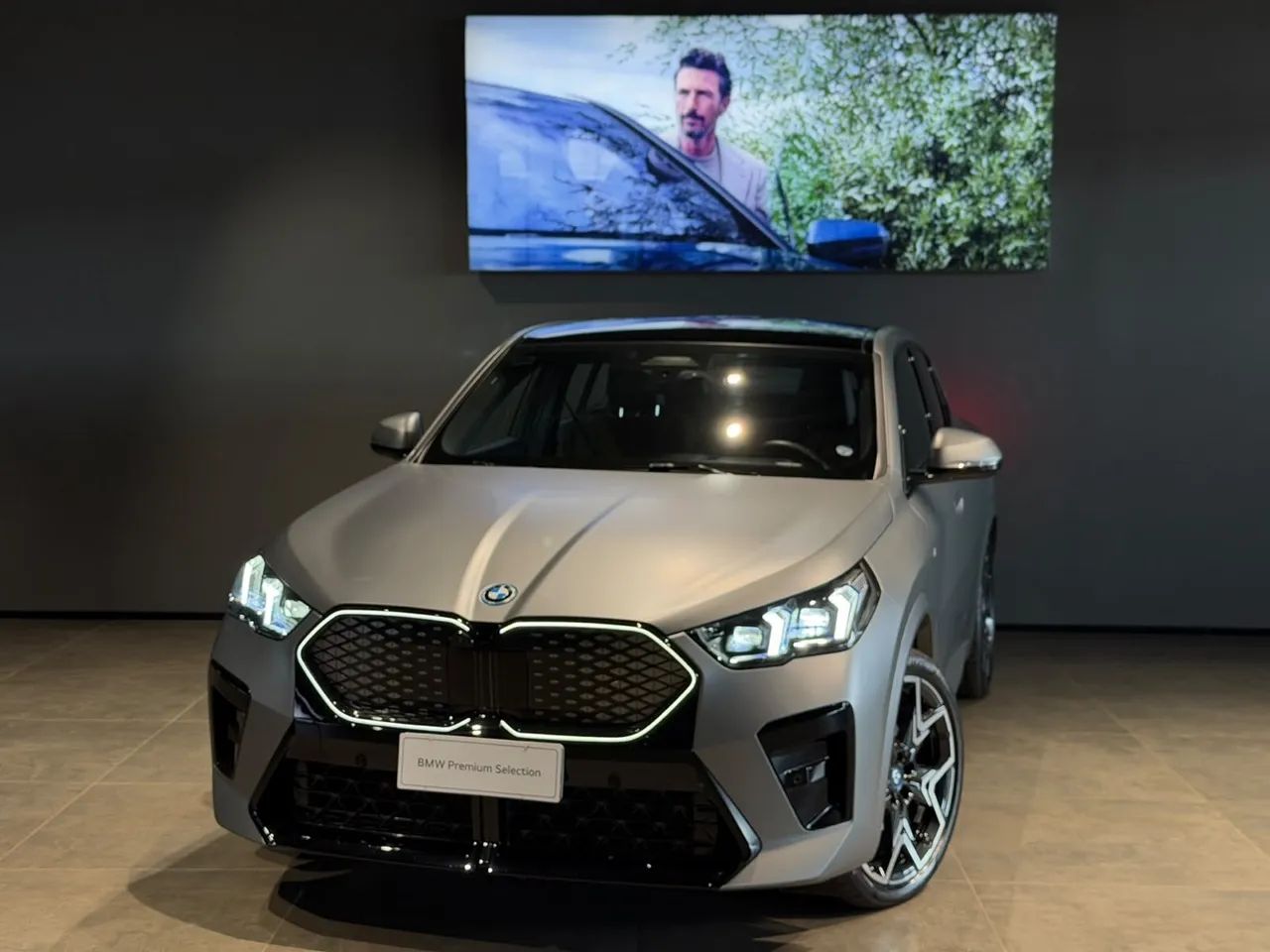 BMW Ix iX 2 xDrive 30 M Sport (Elétrico) 2025