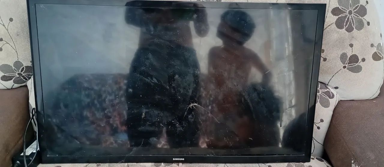 Tv Samsung 43" Smart - Foto 3