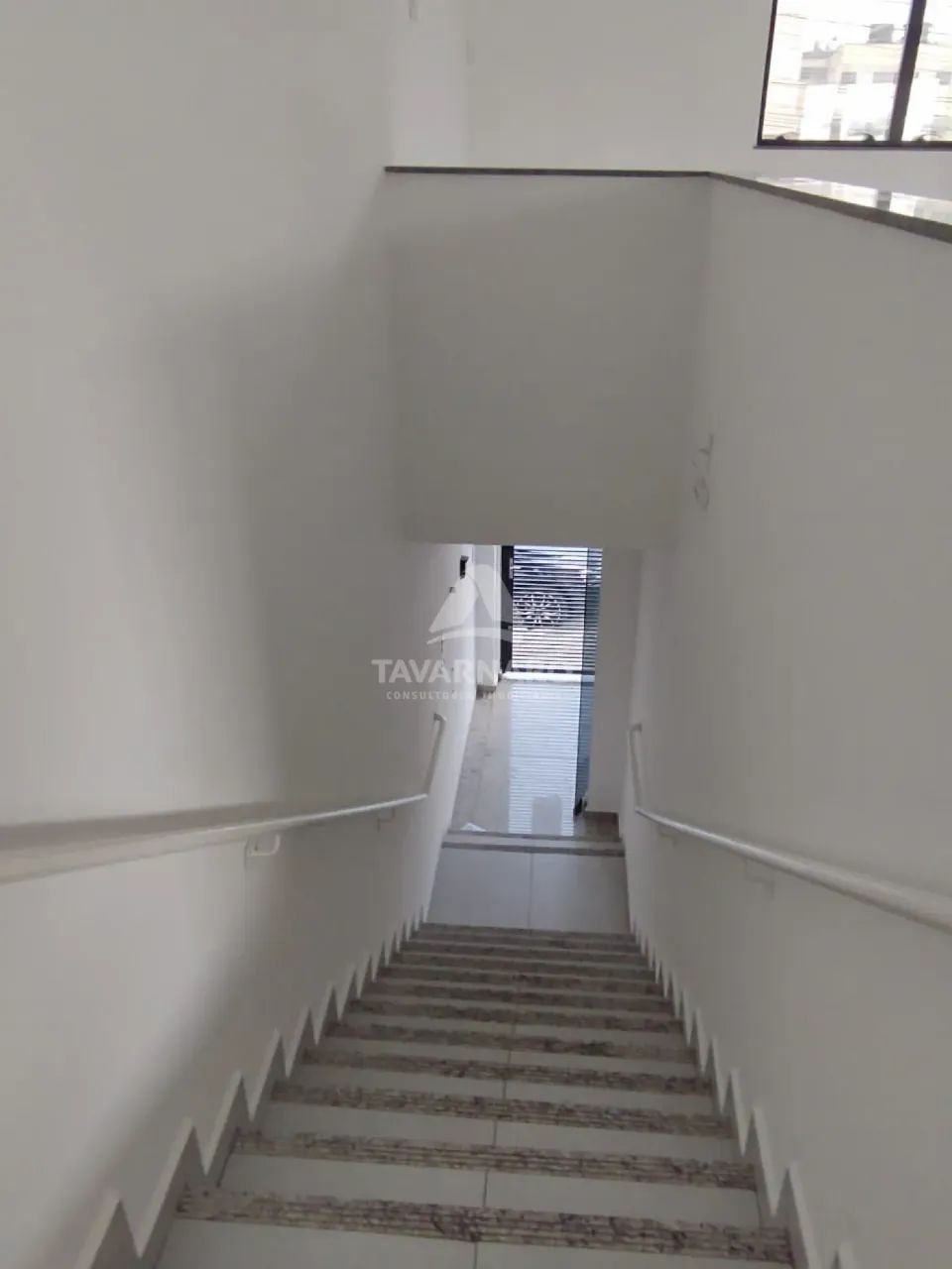 Excelente sala comercial no centro de Ponta Grossa - Altos - Foto 3
