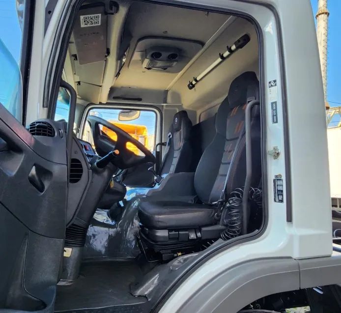 Atego 3030 - Foto 5