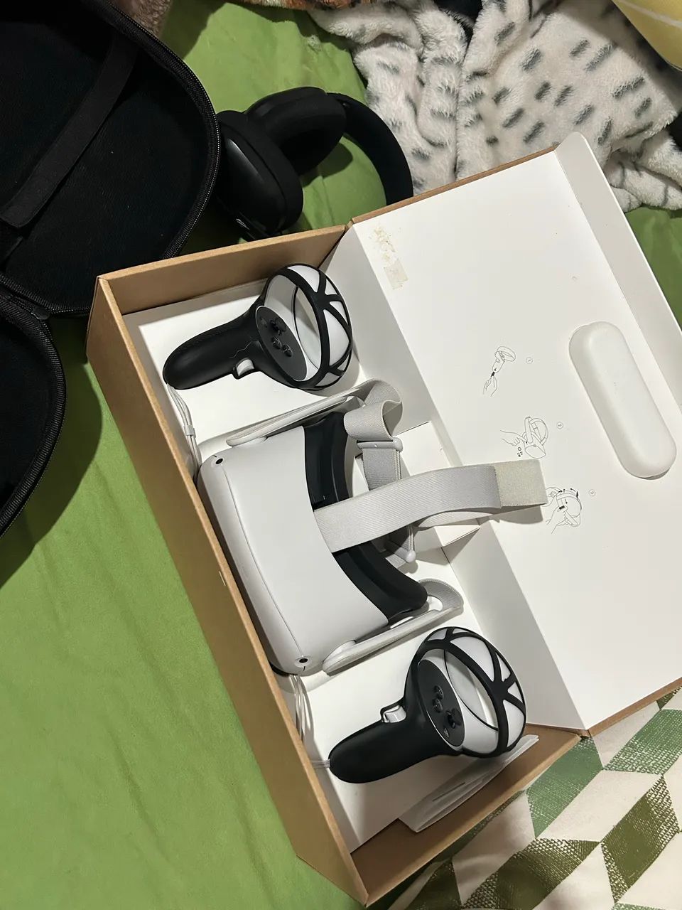 Quest 2 128GB Completo a pronta entrega - Consoles de Vídeo Game
