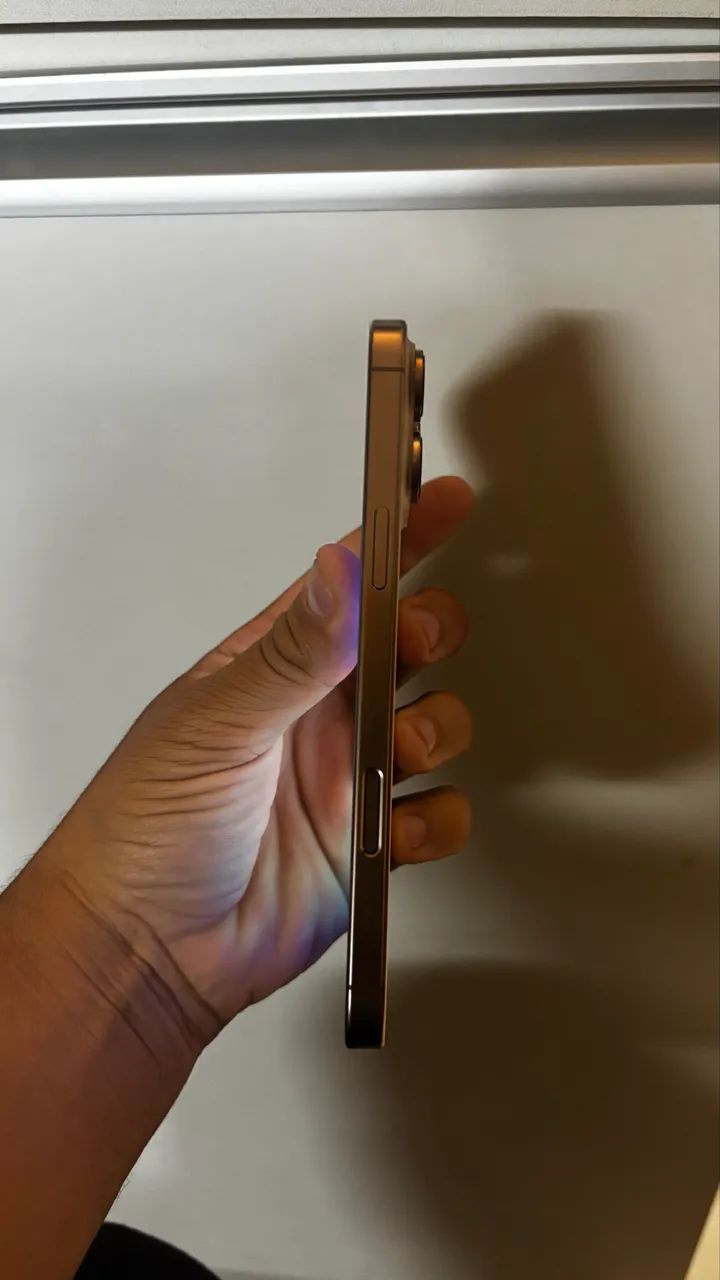 IPHONE 16 PRO MAX - Foto 5