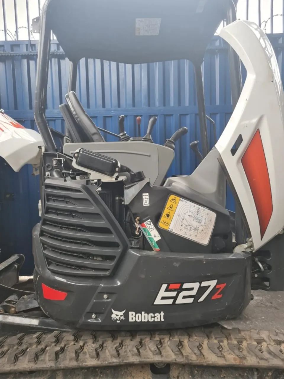 Mini Escavadeira Bobcat Mod. E27z Ano 2023 382.9hs+borracha - Foto 5