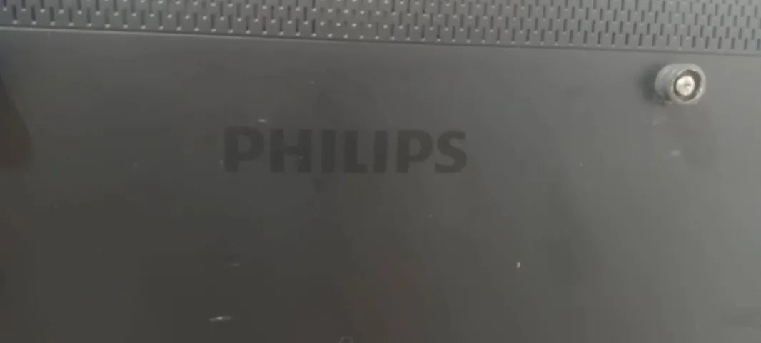 TV Philips 40 LCD para peças  - Foto 2