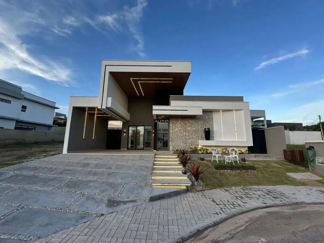 CASA PLANA NOVA  CONDOMÍNIO JARDINS DOS LAGOS