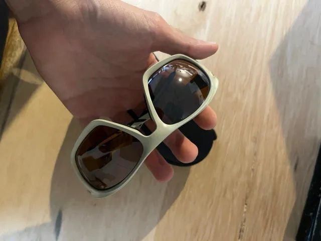 Oculos de sol Oakley Lateralis Bege - Foto 3