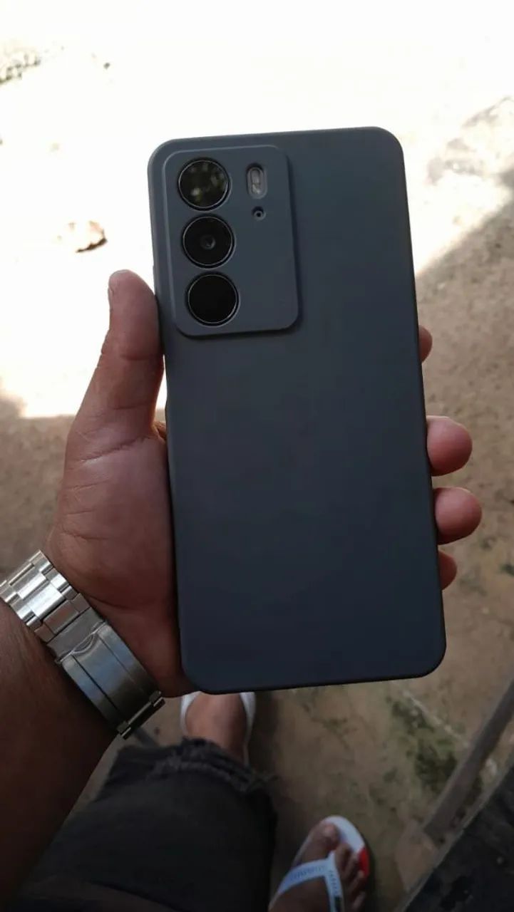 Vendo realme C 75 semi novo 
