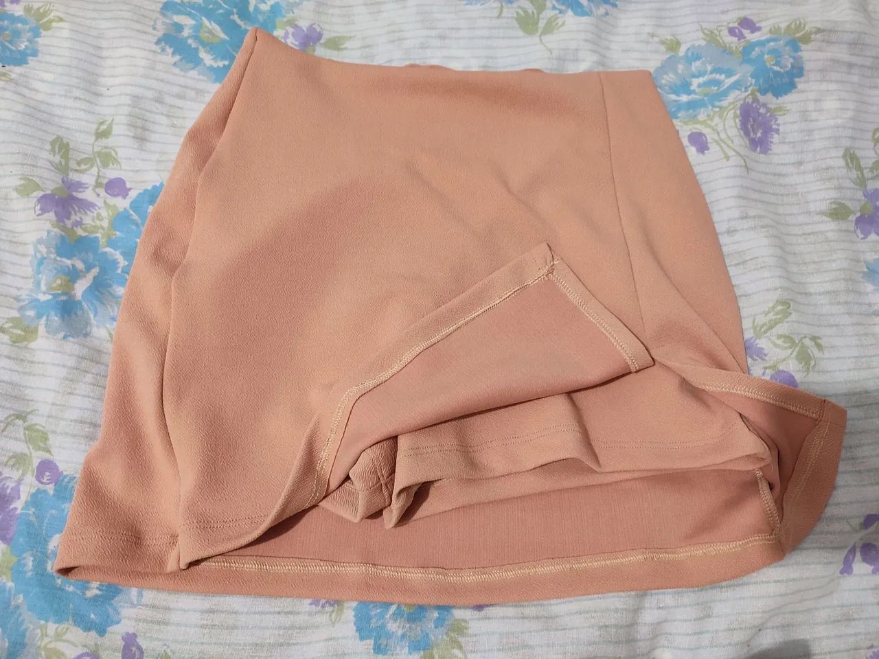 Short saia com fenda lateral - Foto 2