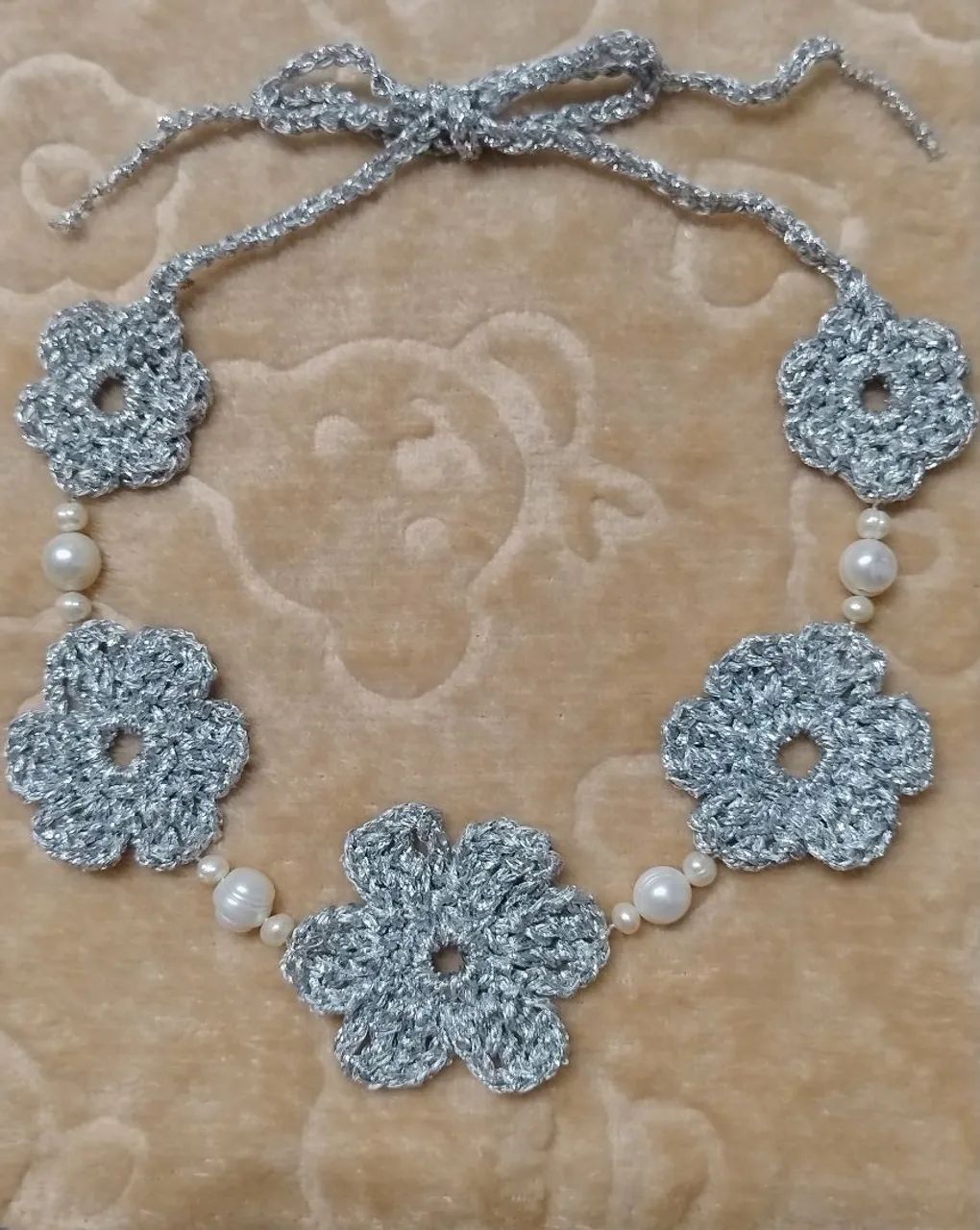 Conjunto de choker e brincos com detalhes em prata 925 e pérolas naturais.prata  - Foto 2