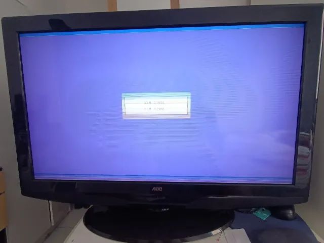 TV AOC 32 Polegadas D32W831 com defeito - Foto 2