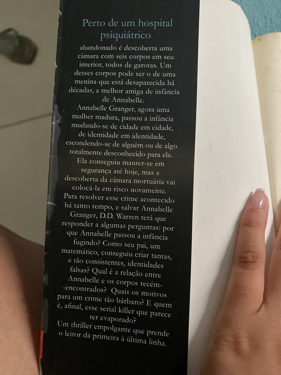 Livro Esconda-se - Foto 2