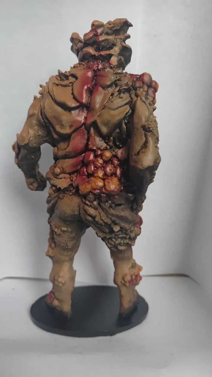 Boneco Colecionável Infectado - The Last of Us - Resina - Novo - Foto 2