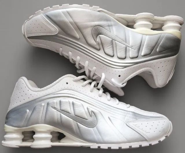 Nike Shox R4 Metallic Silver (Original)