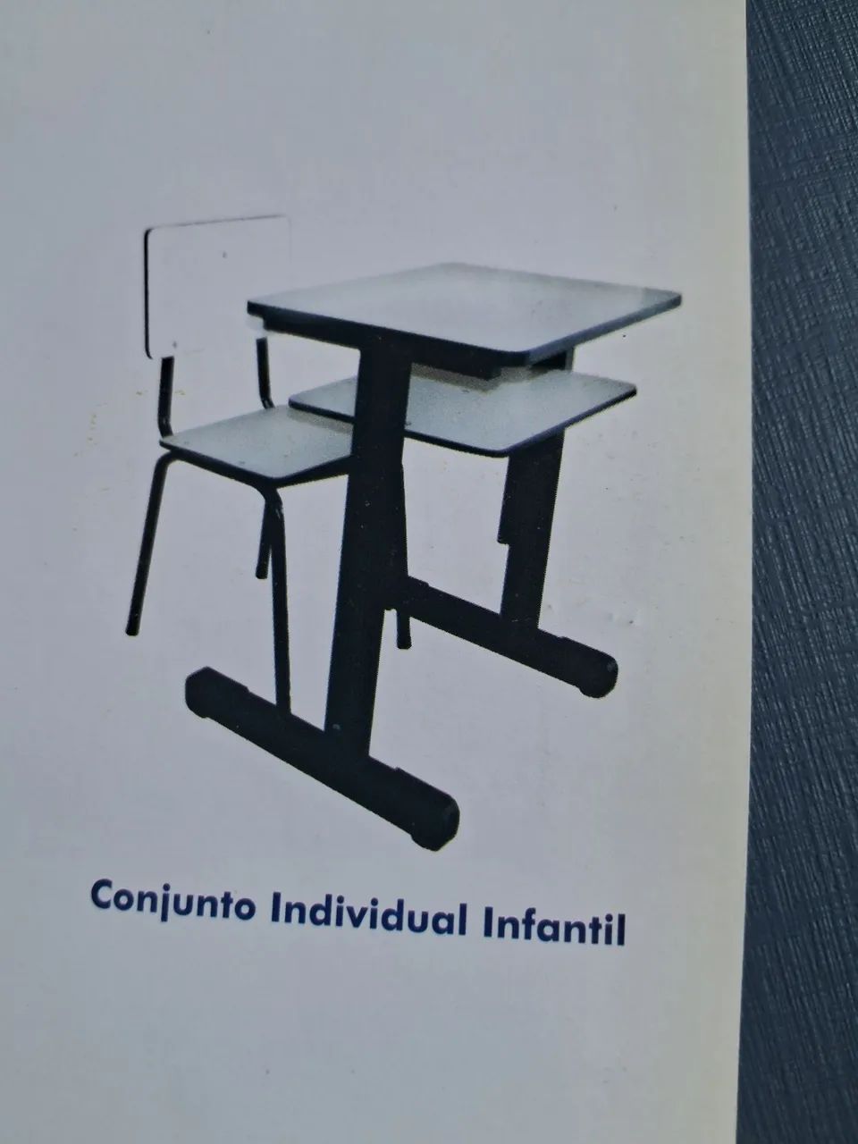 Móveis escolares  infantil 