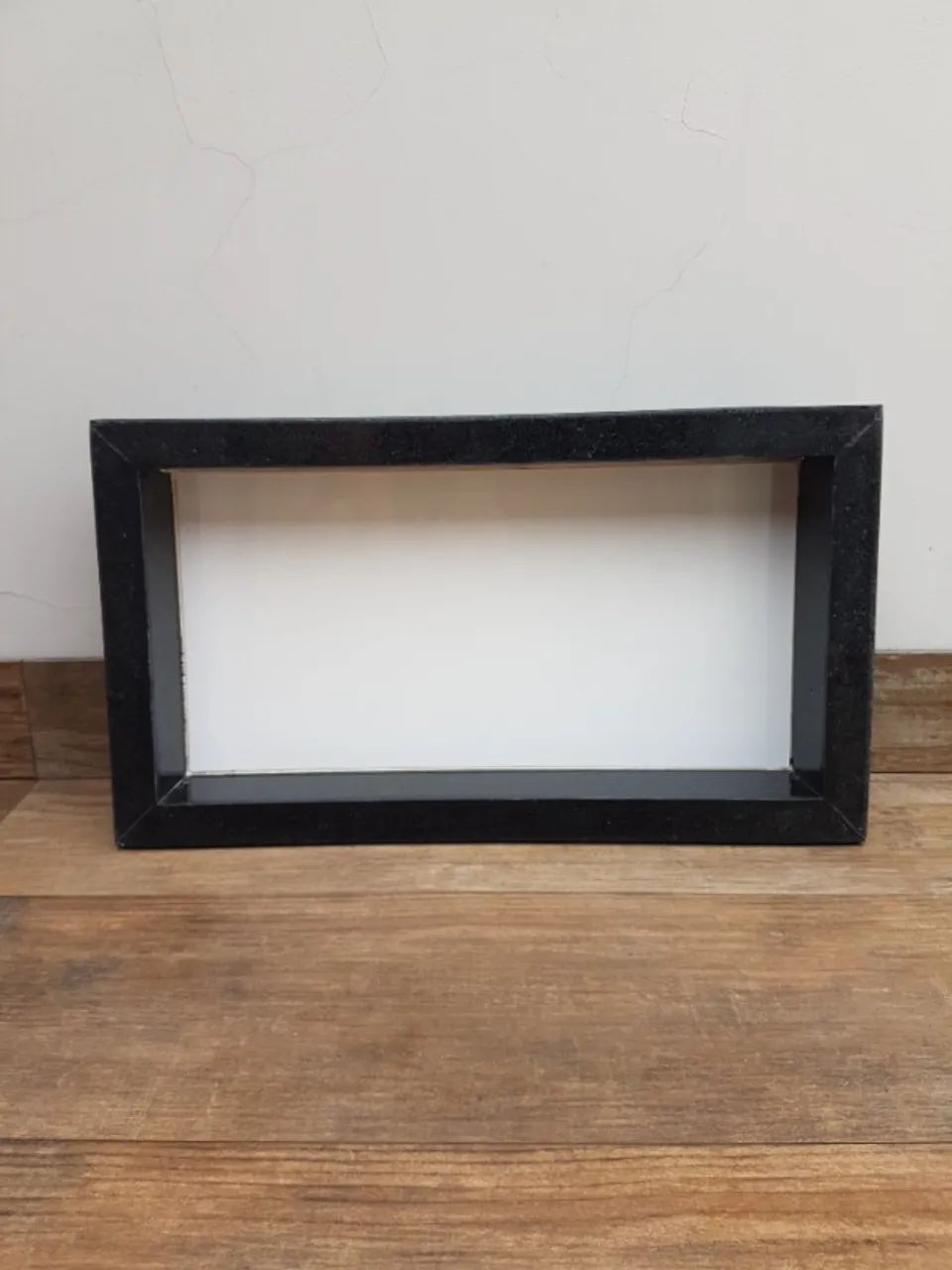 Nicho de Banheiro 70x40 em Granito e porcelanato 