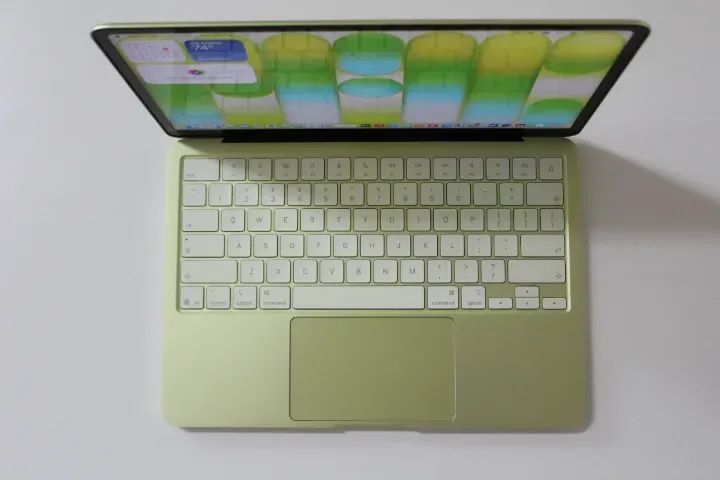 MacBook Neo 13' 256GB Citrus | NOVO, LACRADO E GARANTIA OFICIAL