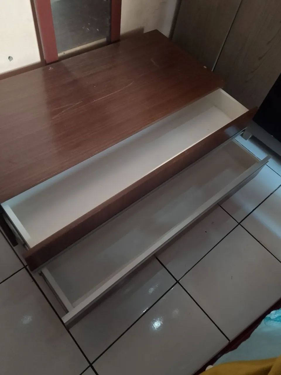 Armarinho de sala - Foto 2
