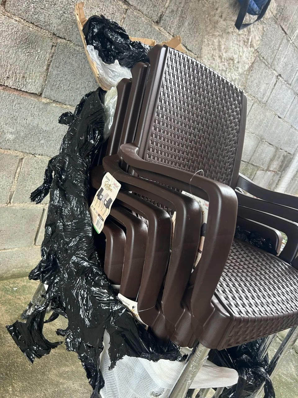 Vende - se kit 4 Poltrona Reforçada Rattan
