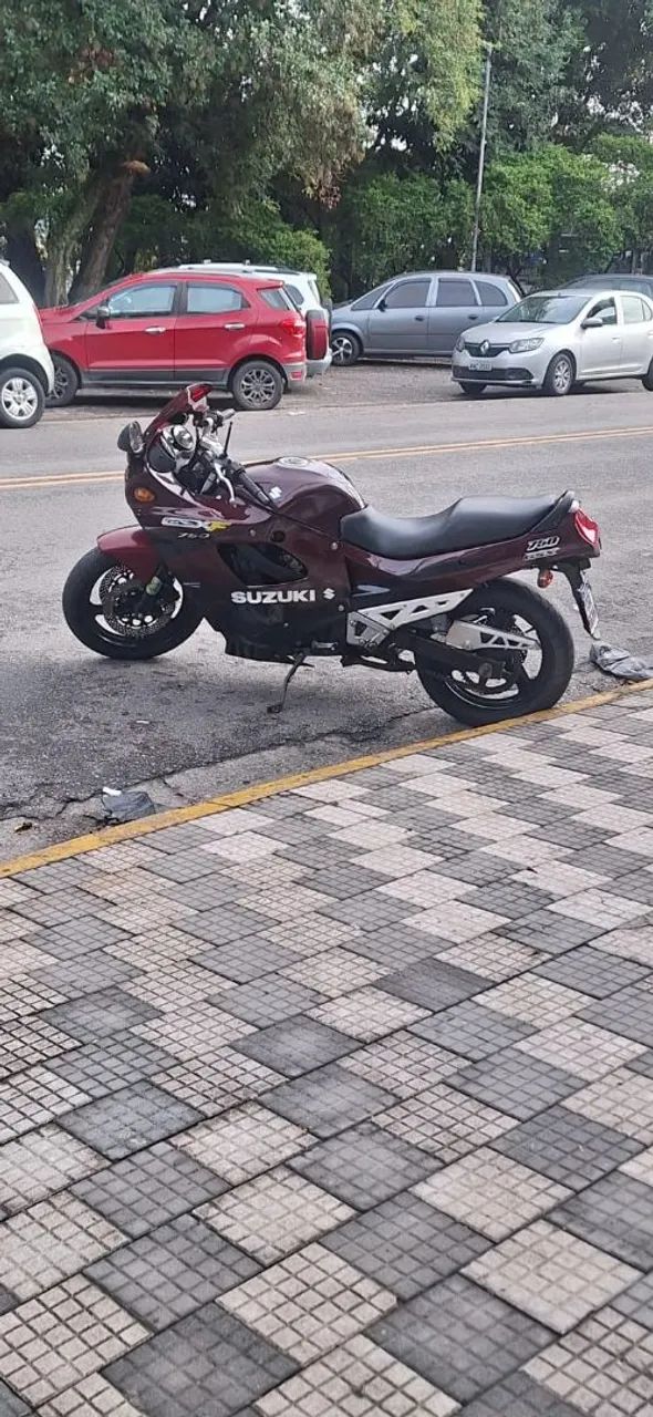 Suzuki GSX 750F - Foto 3