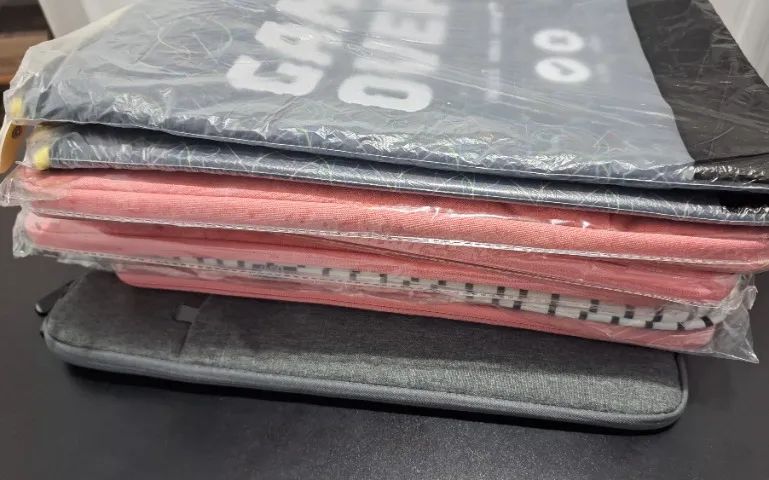Kit 17 Capa para Notebook com Zíper Material Resistente e Espuma cinza rosa estampado 16" - Foto 5
