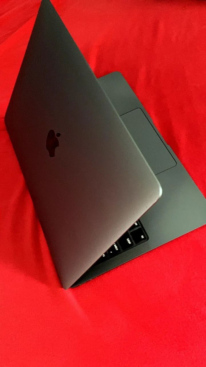 Macbook Air 2020, tela retina, I5, 512GB - Notebooks - Saguaçu