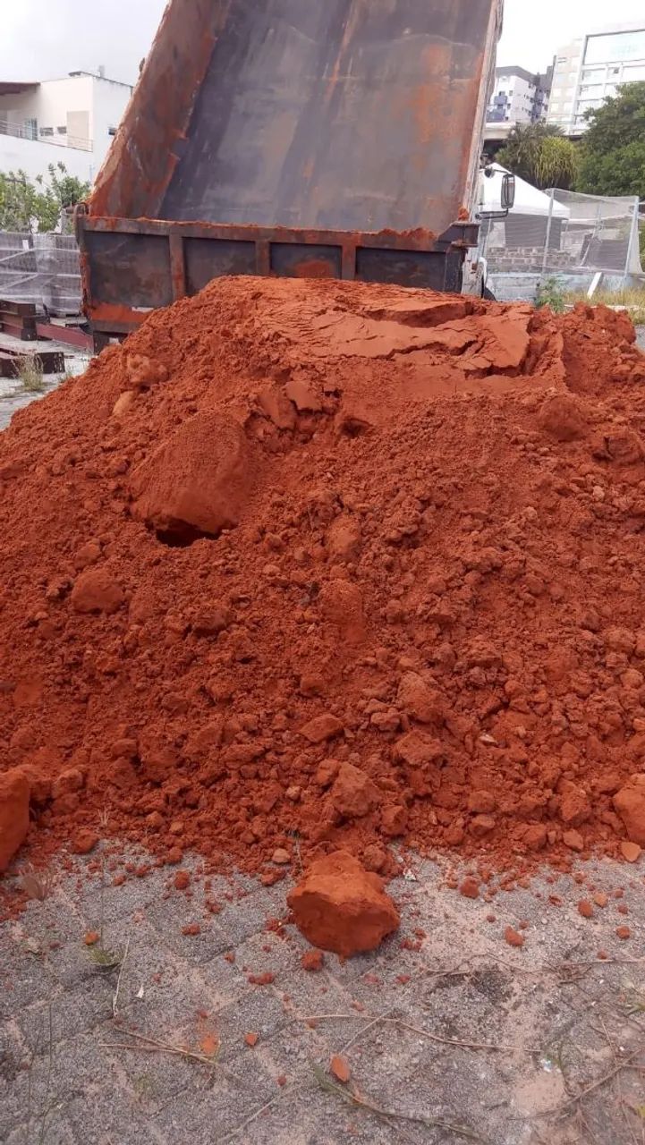 Retira entulho e temos material de construção 