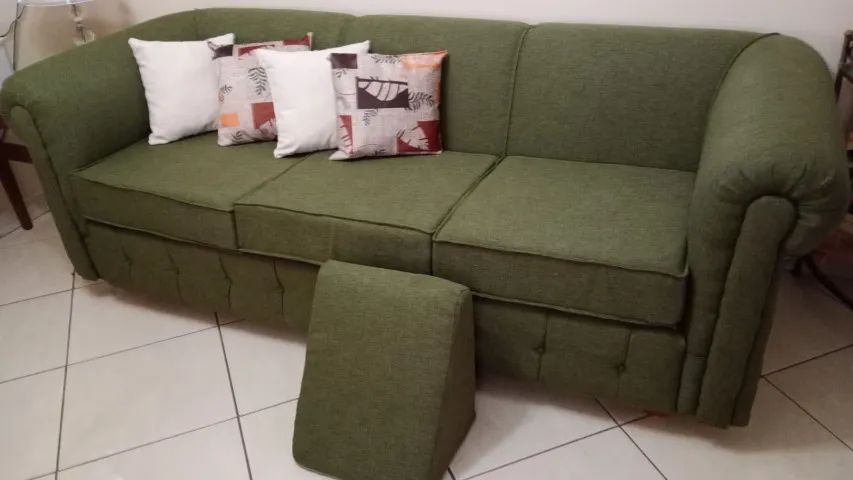 Sofá 3 Lugares Verde Militar - Novo - 254cm