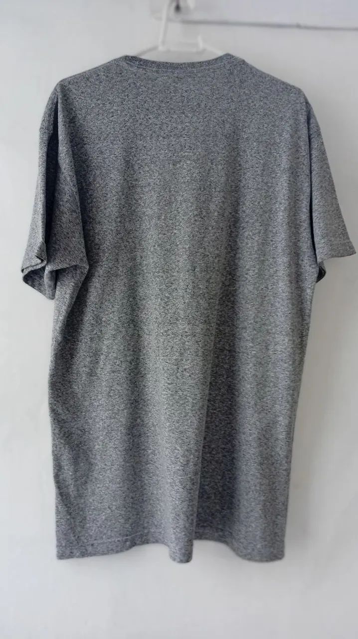 Blusa Armani Exchange G  - Foto 2