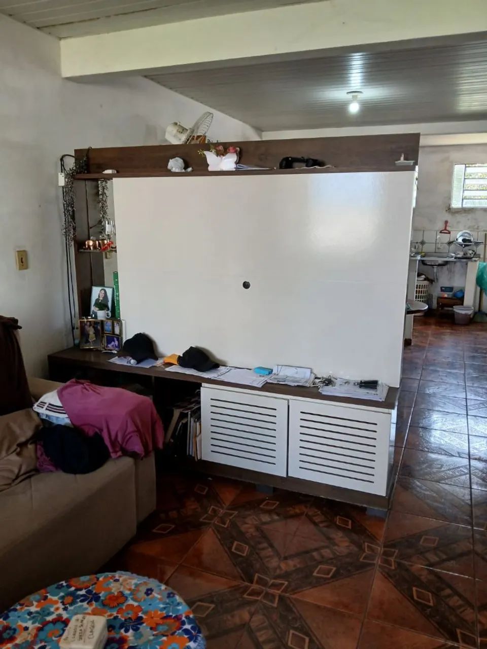 Vende-se Estante/Hacker