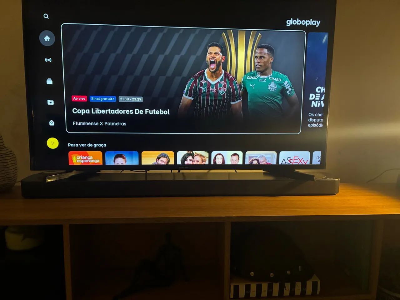 Tv Samsung Smart 43 polegadas 