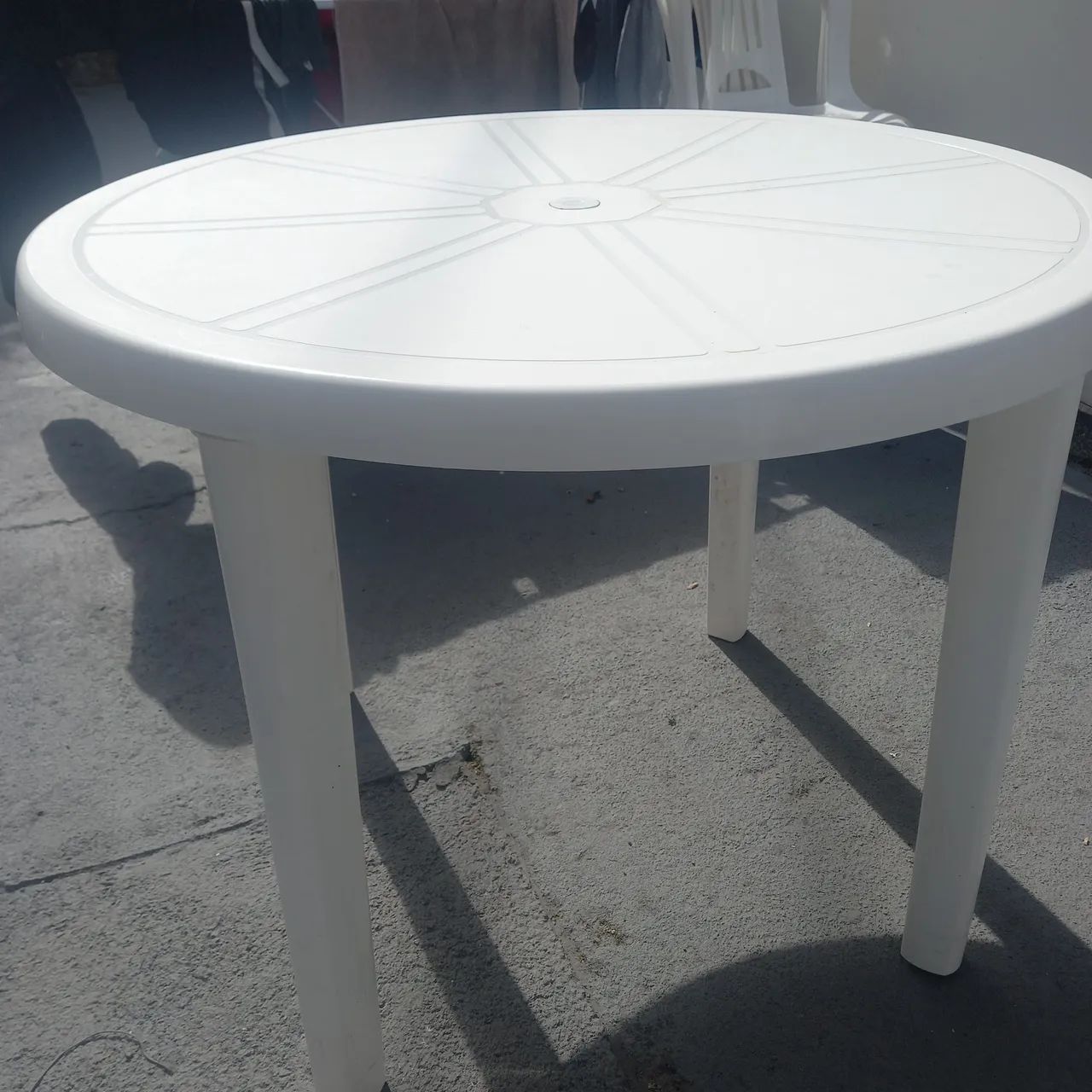 Mesa de plástico - Foto 2