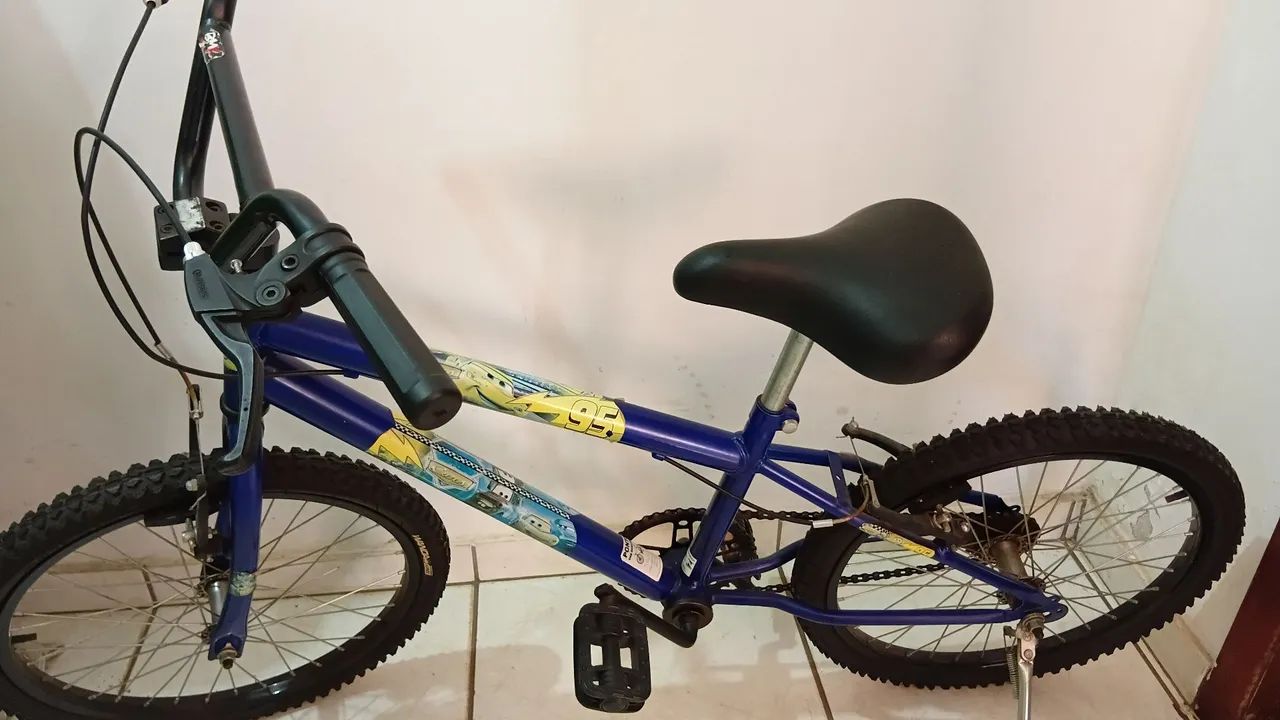 Bicicleta infantil aro 20, pouco usada. - Foto 2